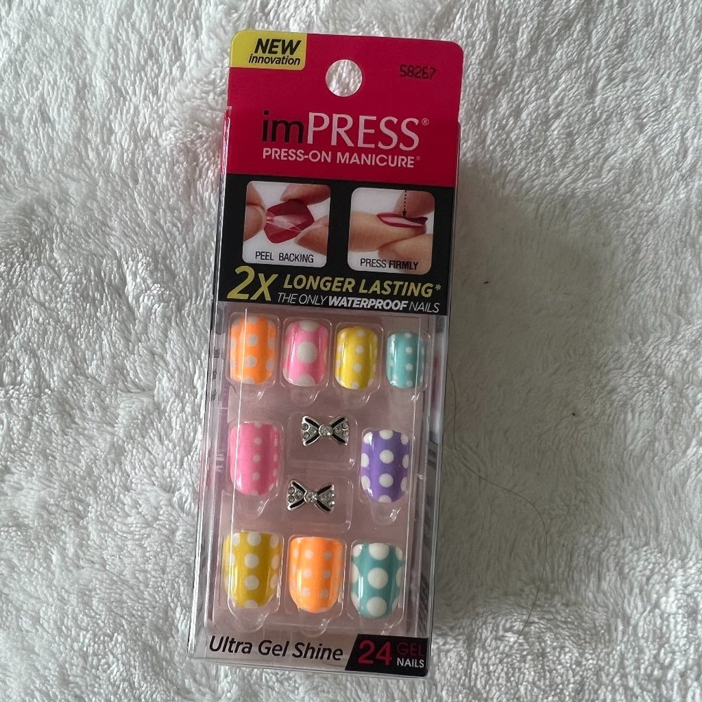 KISS imPRESS Press-on Manicure colorful polkadot with charms nwt